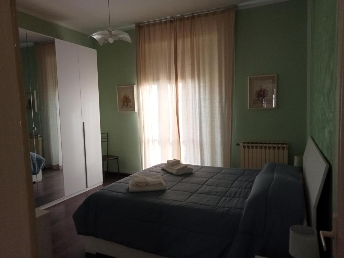Casa Sofia - Appartamento Con Parcheggio Riservato Terni Exterior foto